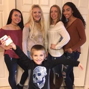 Meet your Posher, Amy